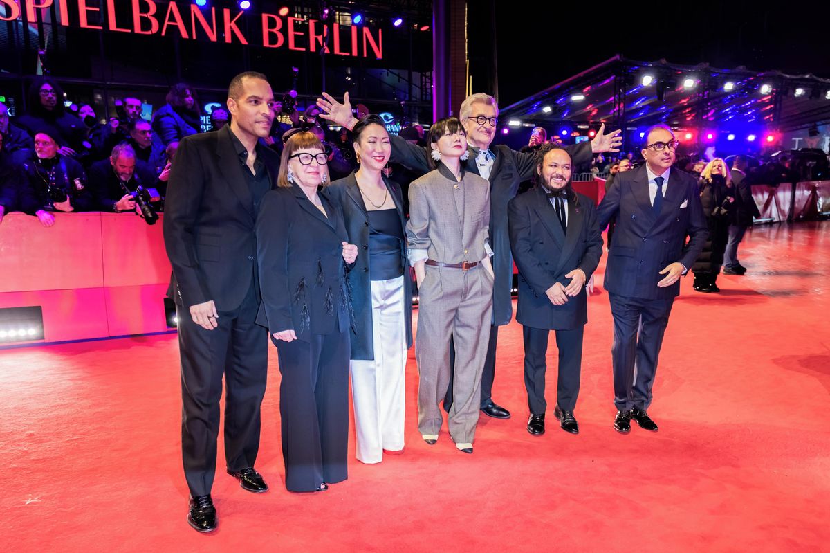 Velká filmová studia se vyhýbají festivalovým premiérám. Obávají se negativních recenzí i dopadu na tržby