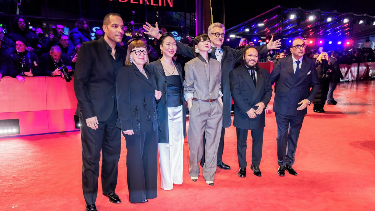 Velká filmová studia se vyhýbají festivalovým premiérám. Obávají se negativních recenzí i dopadu na tržby