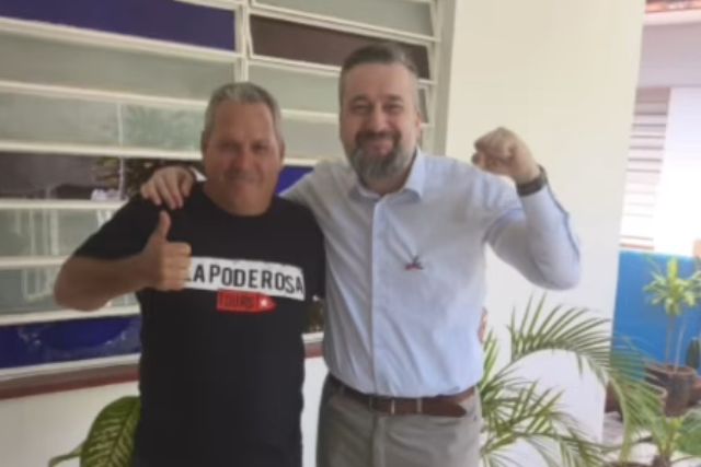 Ten pocit setkat se s dětmi Che Guevary a promluvit si o Rusku, vyznal se místopředseda Ficovy strany