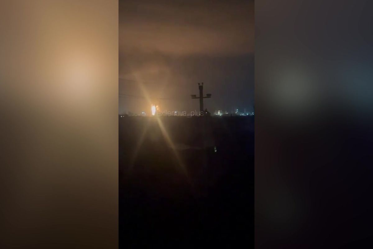 Ukrajinci udeřili na ruskou ropnou rafinérii v Krasnodarském kraji