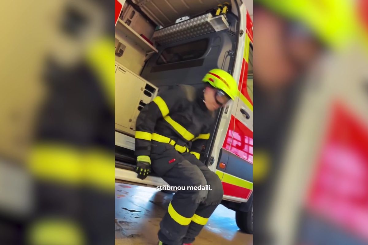 Ostravští hasiči svérázně parodují olympiádu, jejich pocta českým sportovcům boří internet