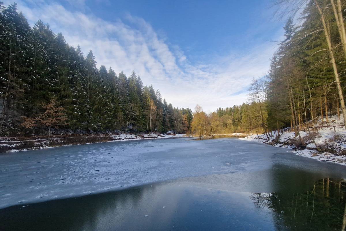 Ivanské jezero nese jméno poustevníka Ivana.