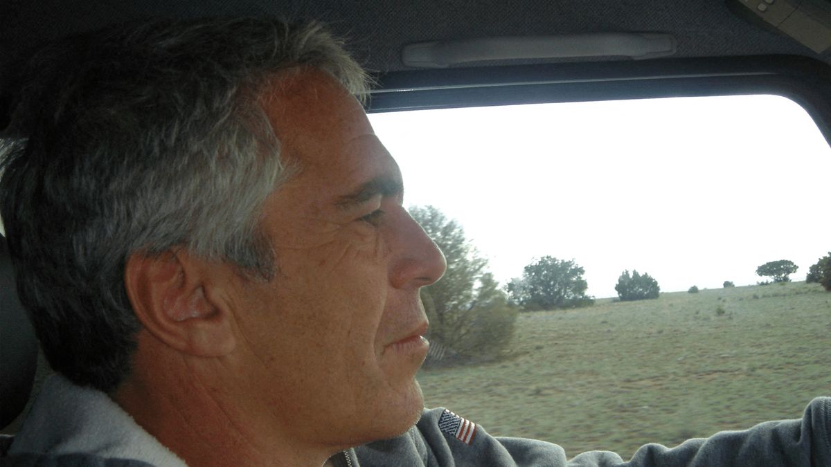 Správci Epsteinovy pozůstalosti zaplatí stamiliony, aby urovnali žalobu proti jeho spolupracovníkům