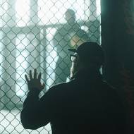 Film Bojovník bude pro Vojtěcha Friče debutem. Do kin vstoupí podle plánů v létě 2026.