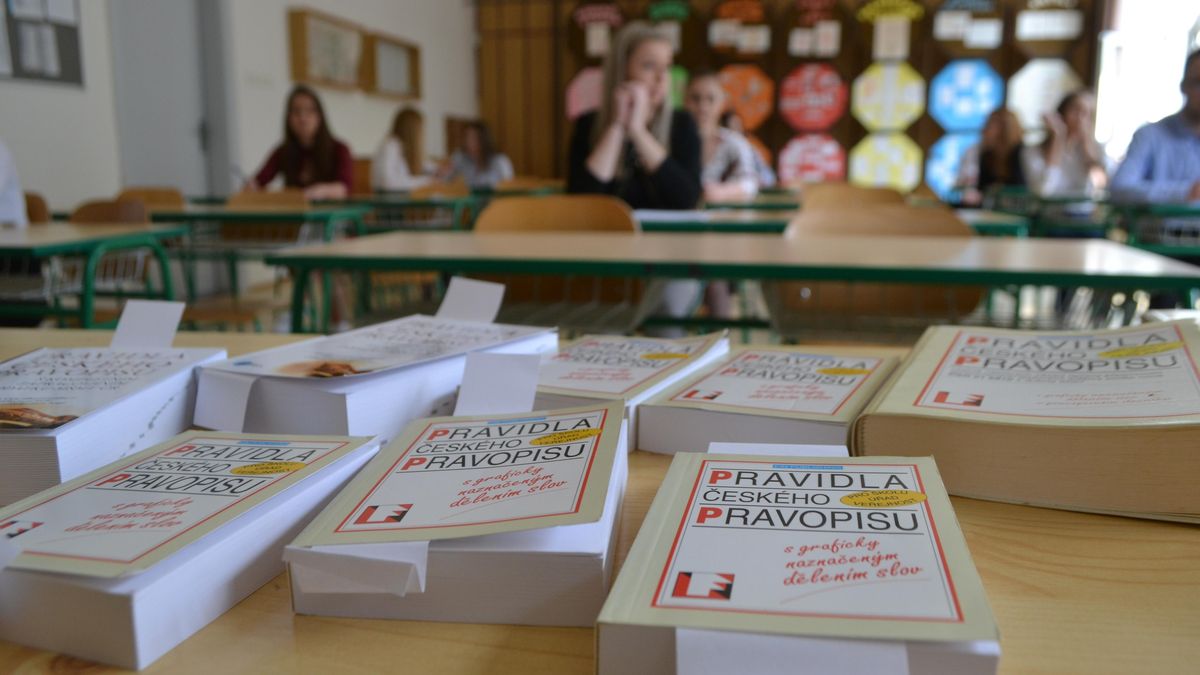 Šance dostat se na maturitní obor bude ve středních Čechách větší, mírně ubylo deváťáků