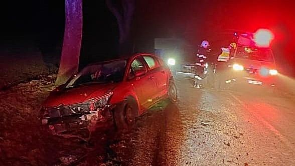 Na Vysočině to klouže, na namrzlých silnicích se ráno stalo jedenáct nehod