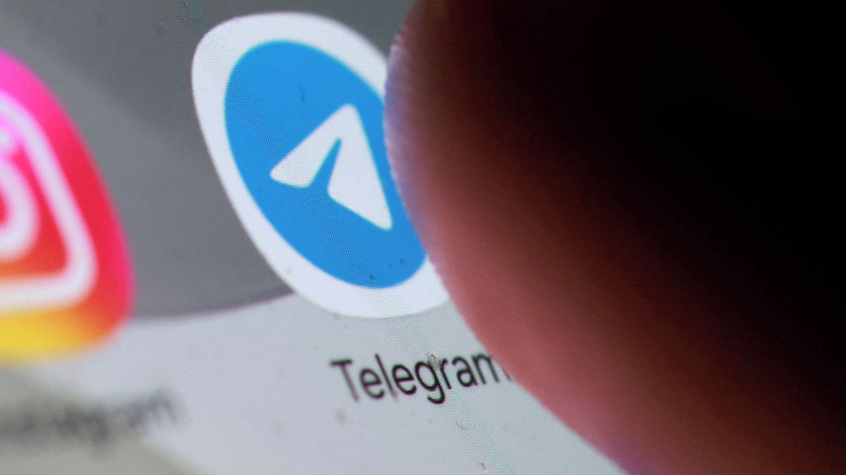 Neustále to padá. Rusko omezilo Telegram, jeho vlastní vojáci přišli o funkční spojení