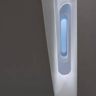 Pohled skrz schodišťovou šachtu směrem vzhůru.