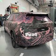 Zadní svítilny připomínají písmenem T malou Škodu Epiq.