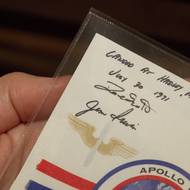 Podpisy kosmonautů, kteří vystoupili na měsíční povrch.