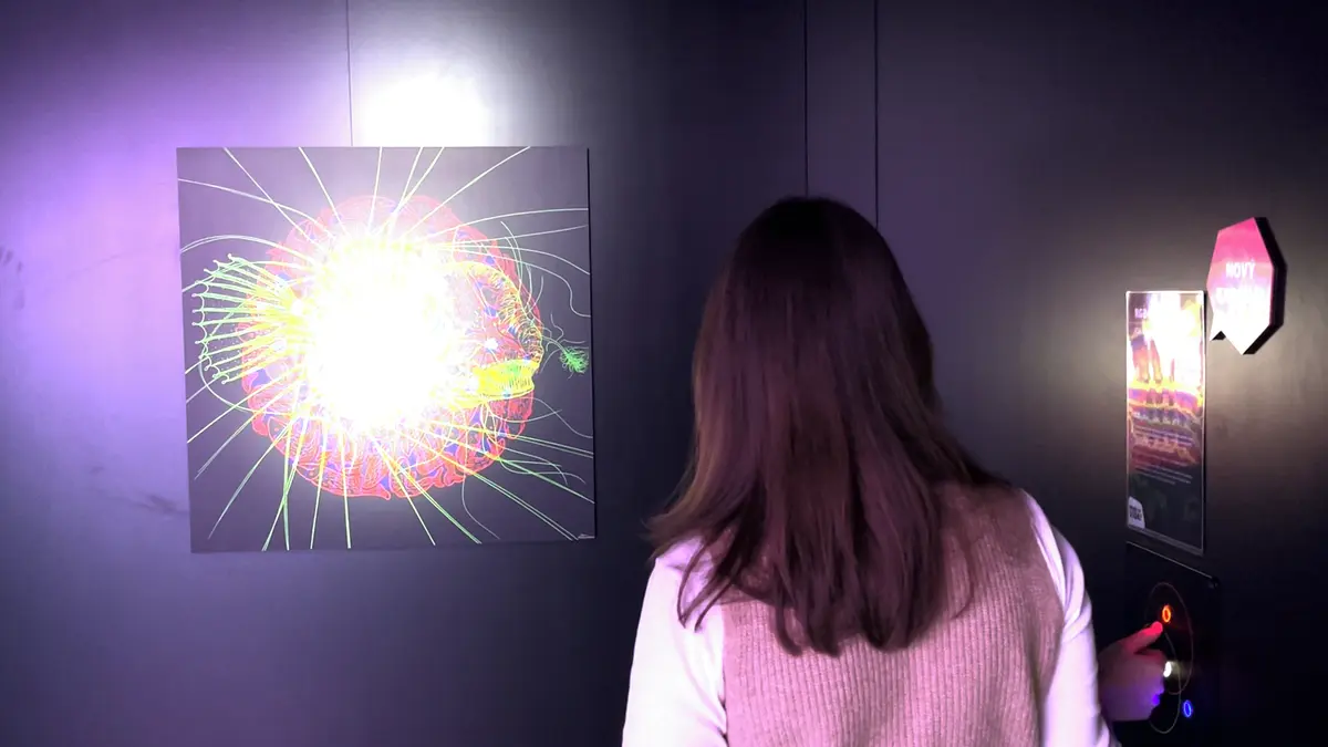 Brněnská VIDA! si vyrobila novou neviditelnou harfu, zpívající lavičku i lasery pro budoucí špiony