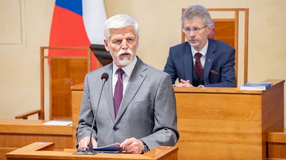 Prezident Pavel promluví o Ukrajině v Senátu