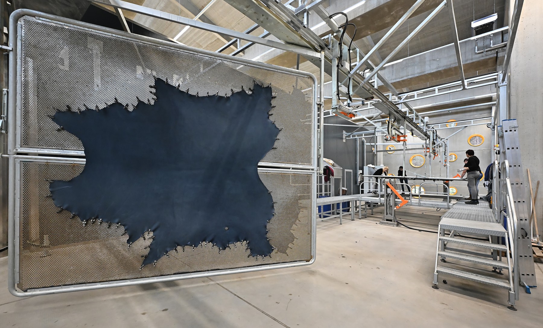 Zpracovatel kůže KARO vstupuje na hlavní trh pražské burzy