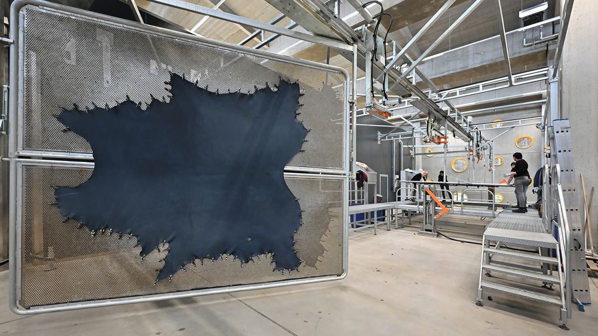 Zpracovatel kůže KARO vstupuje na hlavní trh pražské burzy