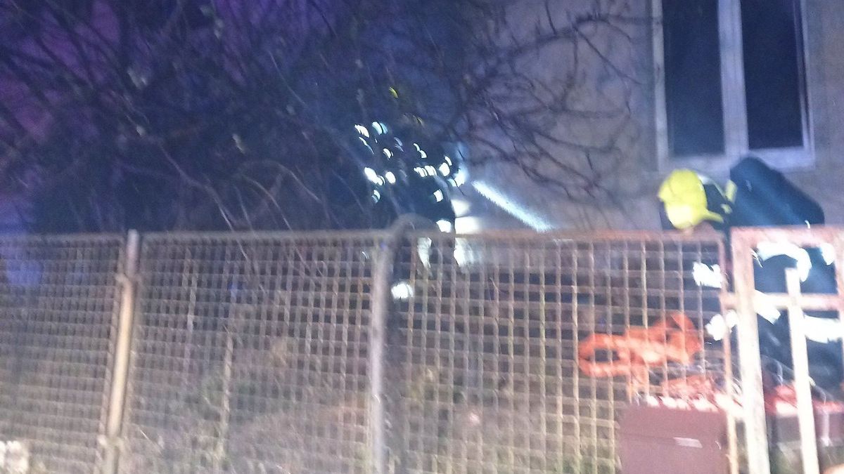 V rodinném domě na Brněnsku zemřela při požáru seniorka