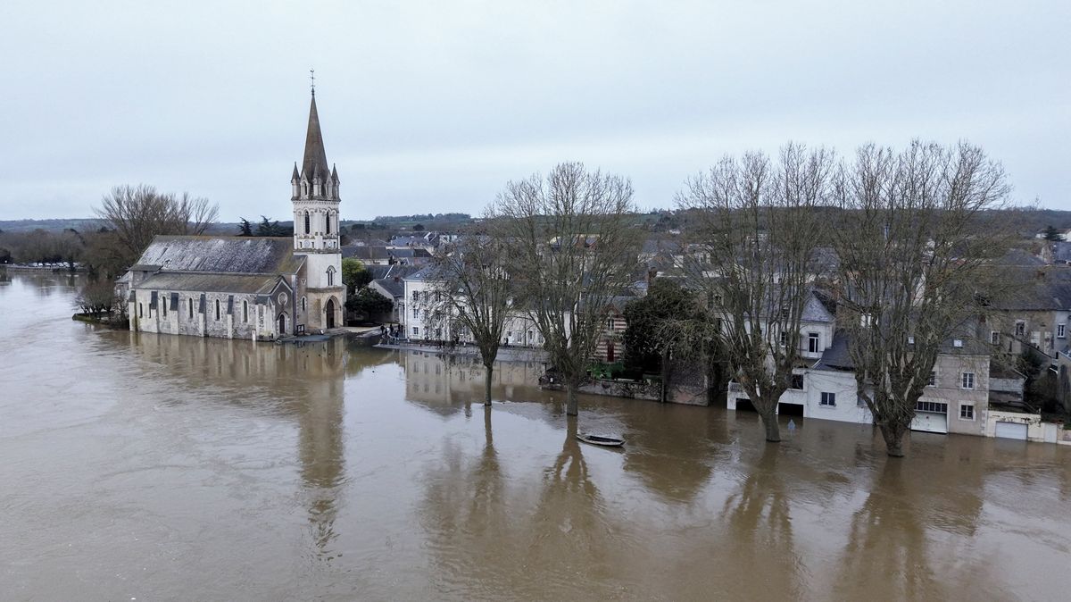 Ve Francii prší už rekordních 37 dní v kuse