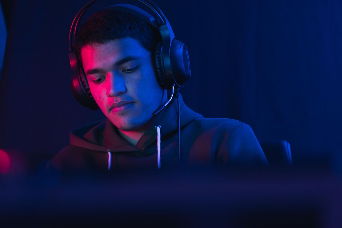 Od Minecraftu až do vězení. Bývalí hackeři teď radí studentům