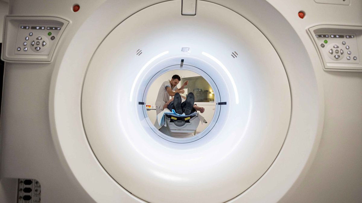 Zlínská nemocnice pořídila modernější magnetickou rezonanci a CT, nové přístroje tělo snímají ve větších detailech