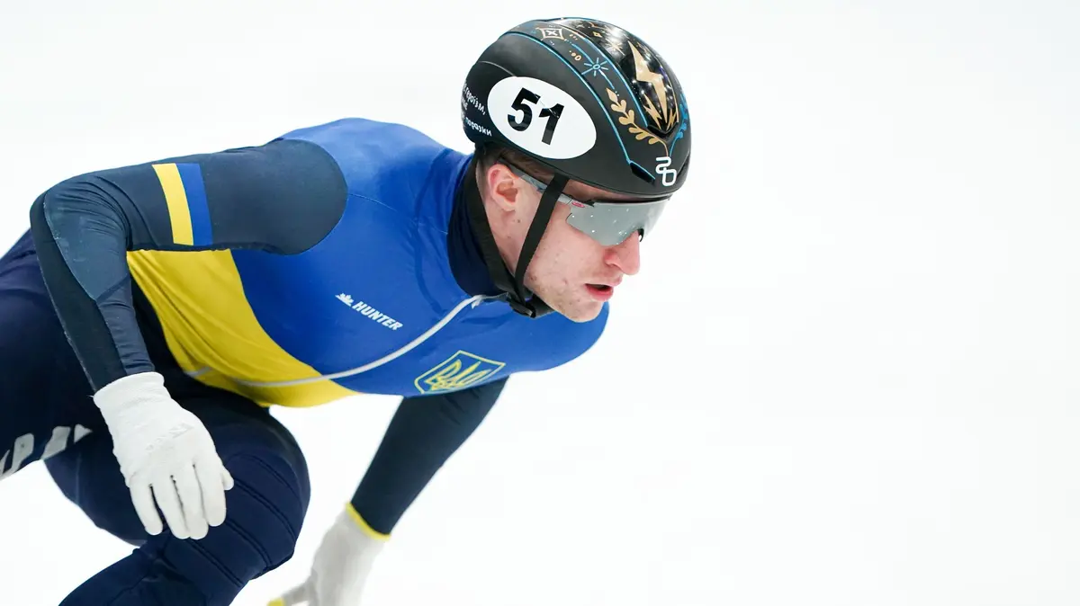 Další zakázaná ukrajinská helma. Citát básnířky je podle olympijského výboru moc politický