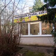 Na základku sem podle ředitele chodí asi 120 dětí.