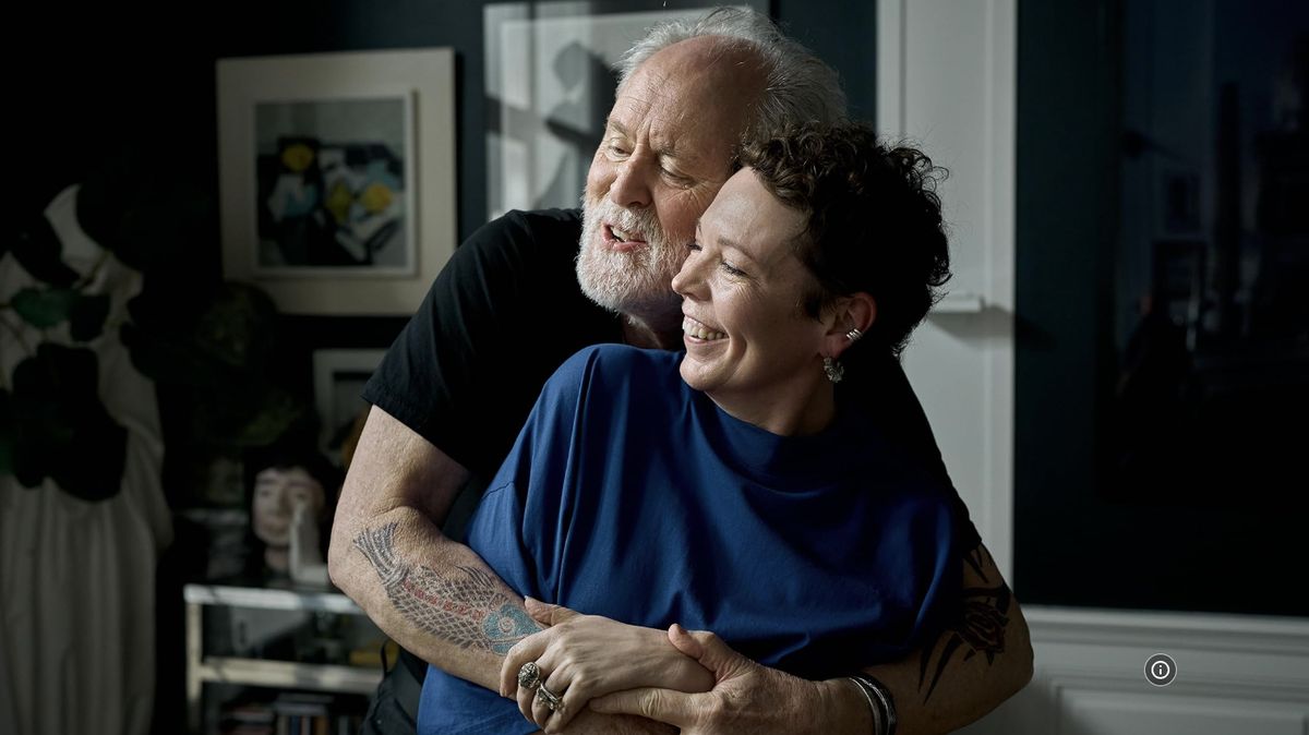 Vnučka je nebinární, děda gay. Do kin míří film s LGBT tematikou, který v USA narazil