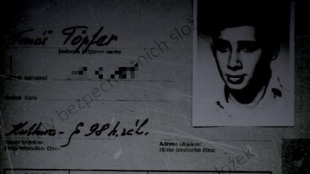 Policie obvinila čtveřici někdejších estébáků, kteří pronásledovali herce Töpfera