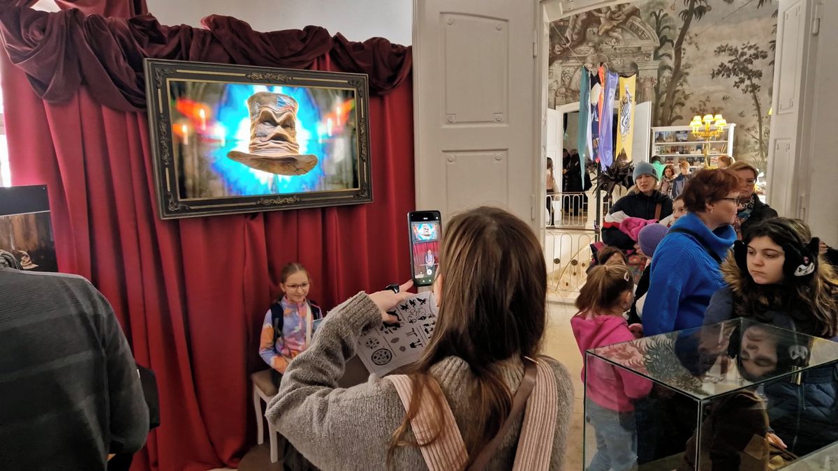 Český Harry Potter, tedy Jindra Hrnčíř, by místo do Bradavic jezdil do školy na Křivoklát