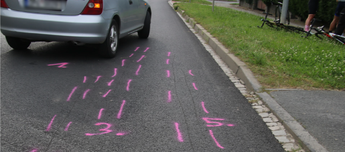 Řidička z Plzně vybrzdila skupinu cyklistů kvůli stylu jizdy
