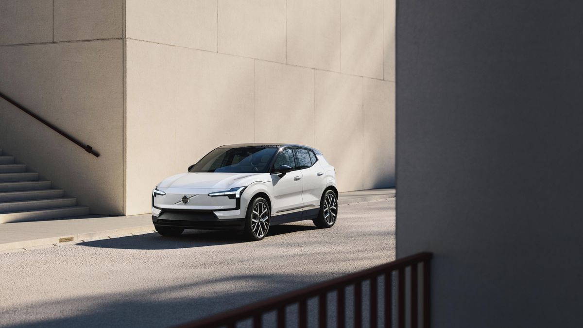 Vylepšené Volvo EX30 přijíždí se základní verzí a novými možnostmi