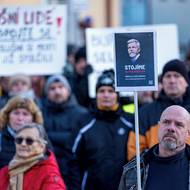 V Roudnici nad Labem se sešlo několik desítek občanů, aby vyjádřili podporu slušné politice.