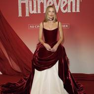 Takhle to australské herečce slušelo na červeném koberci na premiéře v Paříži.