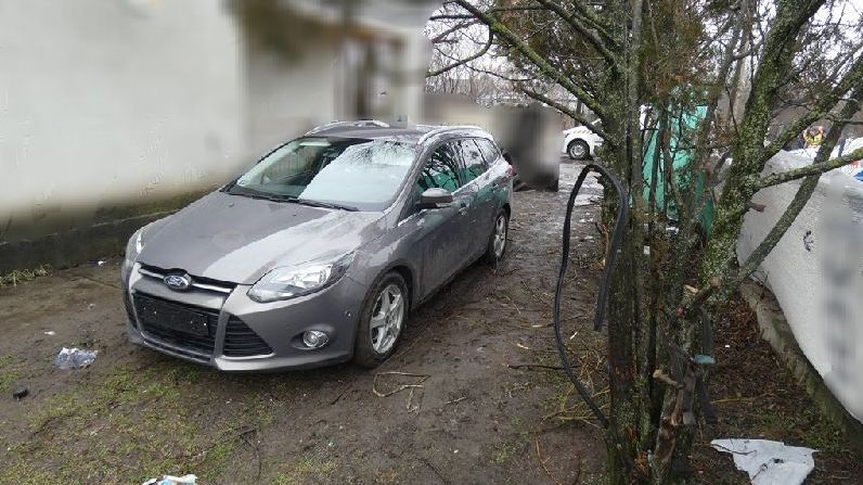 Zloděj v Maďarsku odcizil automobil i s pětiletým klukem sedícím v dětské sedačce