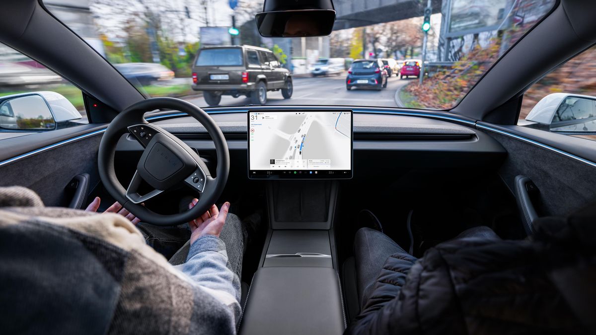 Autonomní řízení Tesla Full Self-Driving míří do Česka, zatím jen na ochutnávku
