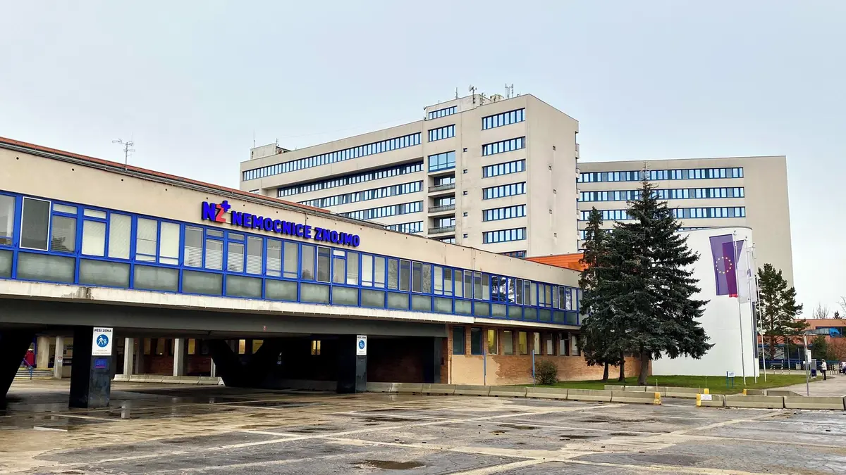 Po primáři odchází v Nemocnici Znojmo z funkce i vrchní sestra chirurgie. Kvůli řediteli