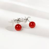 Mininalistické náušnice s korály, Eppi, 890 Kč