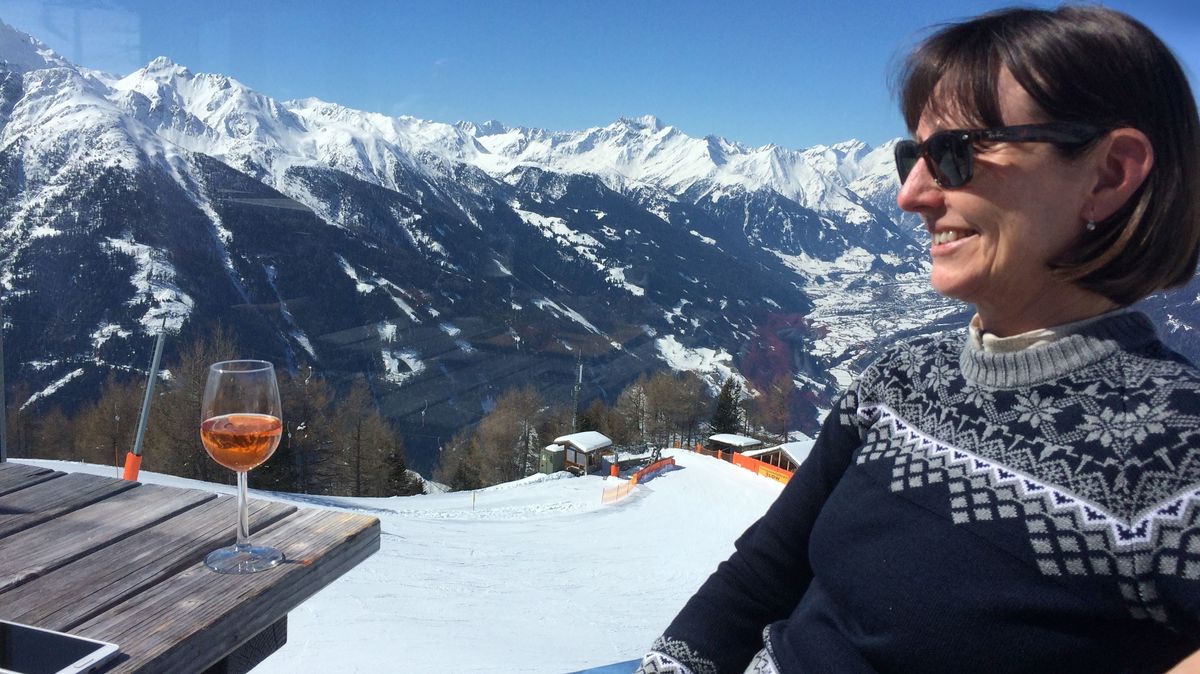 Mahulena Pertlová: Již po páté oblékáme na olympiádu sportovce z Andorry