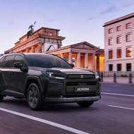 Základem je opět plug-in hybridní Toyota RAV4.