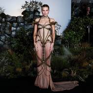 Jestli někdo umí upoutat pozornost, pak je to herečka Margot Robbieová.