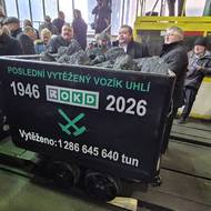 Poslední vozík na Dole ČSM i v celé OKD. 