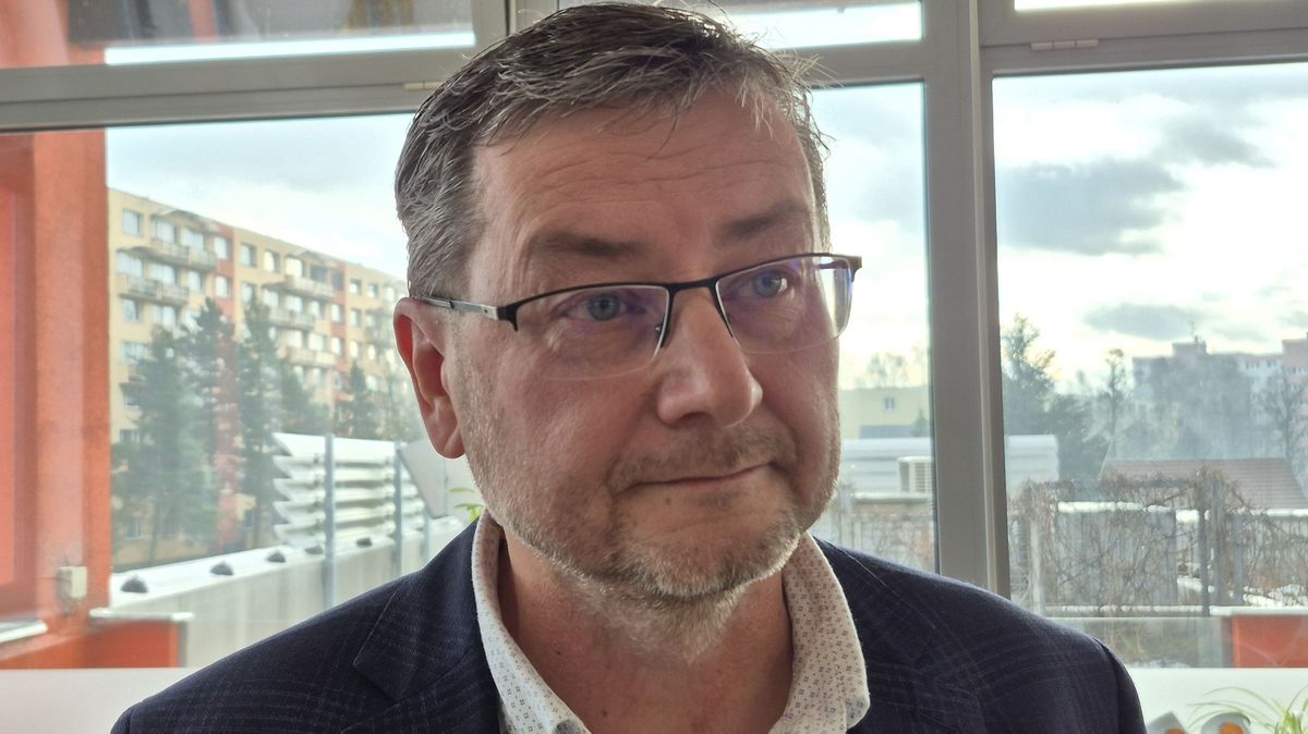 Primátor Karviné zmizel. Figuruje ve fotbalové korupční kauze