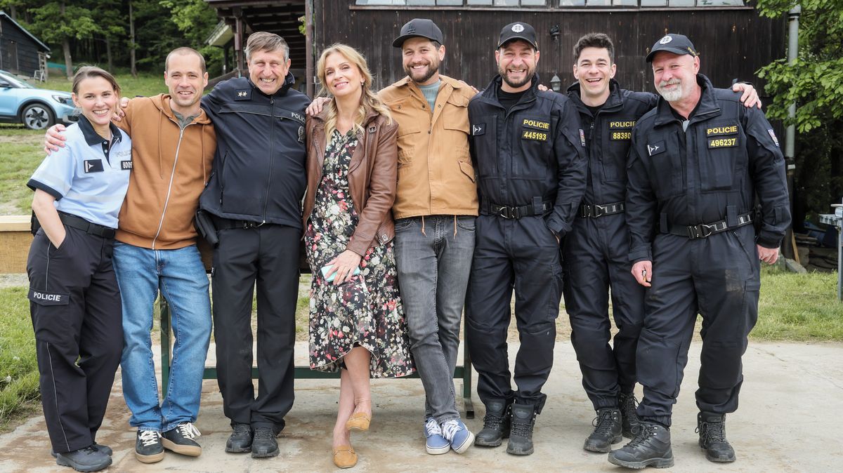 Do druhé řady seriálu Pod hladinou přijde Zimnice a mladý pruďas. Policejní potápěči startují