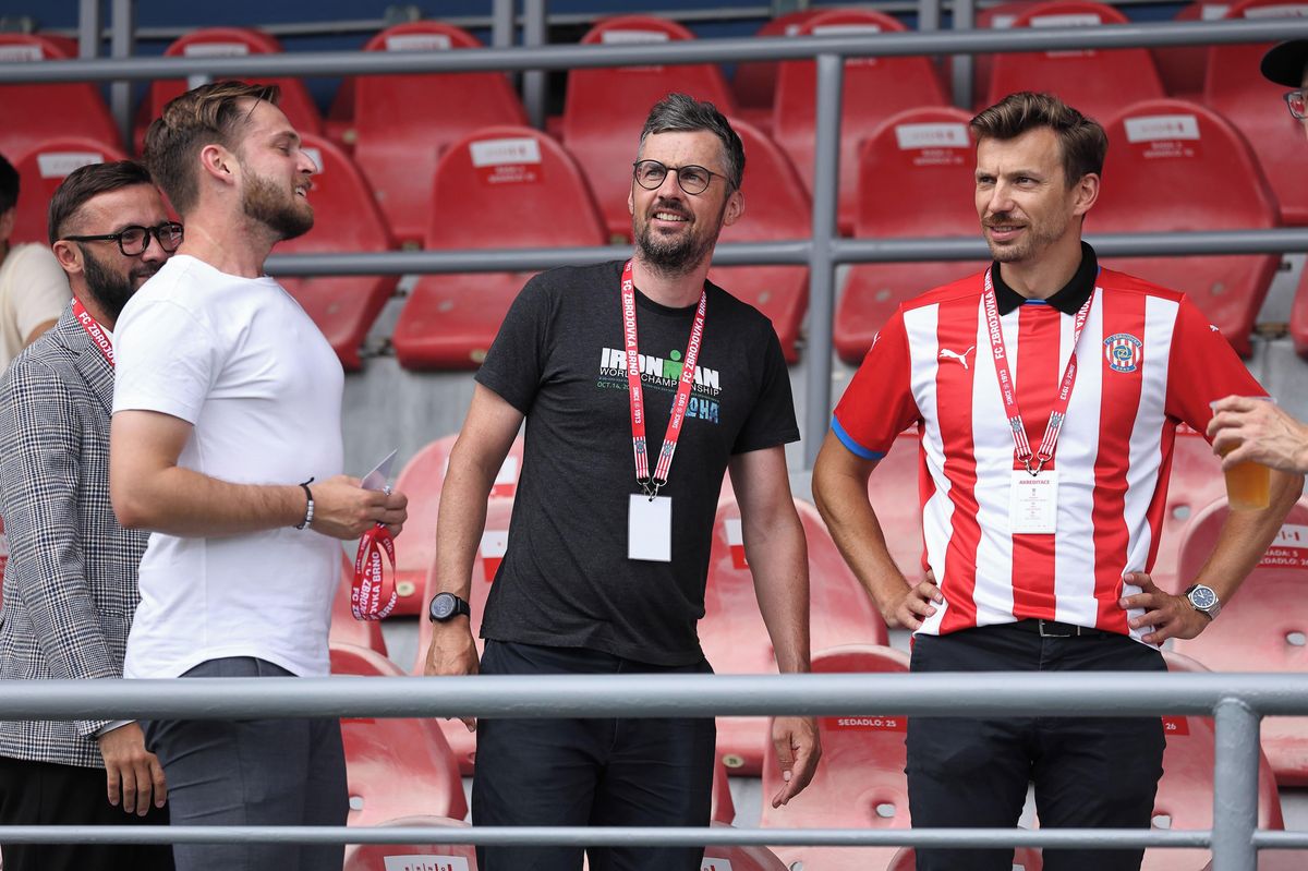 Majitel Zbrojovky chce v Brně stavět obří stadion, v Lotyšsku mu ale hrozí až 10 let vězení