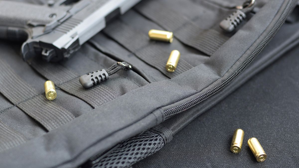 Sedmiletý chlapec v USA se střelil ve třídě plné dětí. Zbraň si přinesl z domova