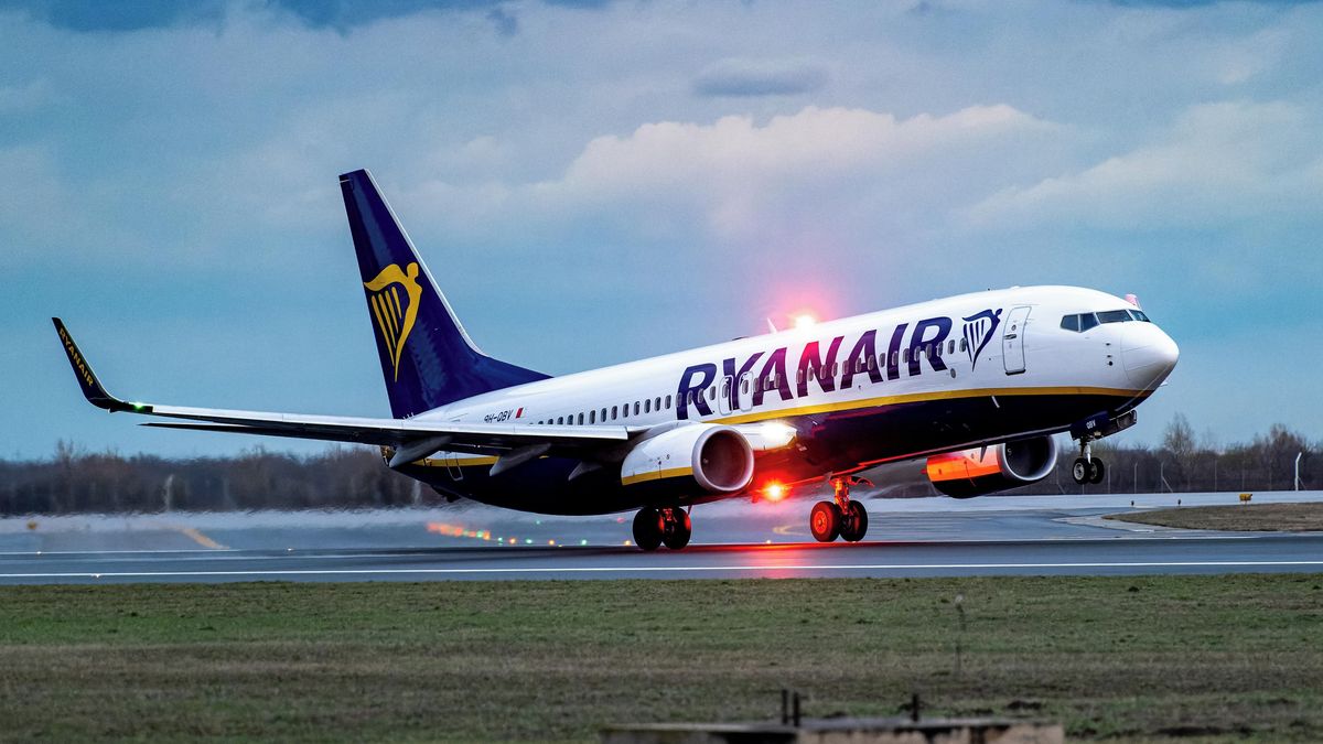 Ryanair jsou letošními nejhoršími aerolinkami. Cestující na nich nenechali nit suchou