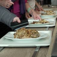 Největší provoz je tu mezi 11. a 13. hodinou, mimo špičku je tu klidněji a bez čekání.