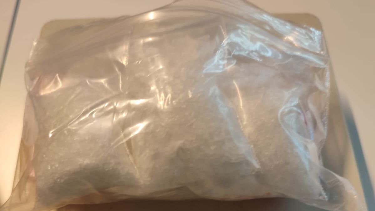 Zátah na distributory pervitinu na severu Čech skončil zadržením osmi osob