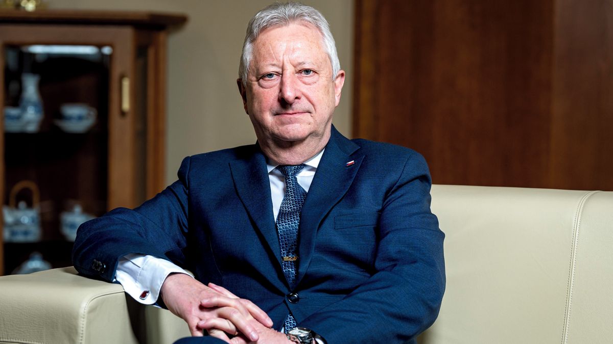 Zůna: Výdaje na obranu budeme zvyšovat každý rok. Závazek předchozí vlády ctíme