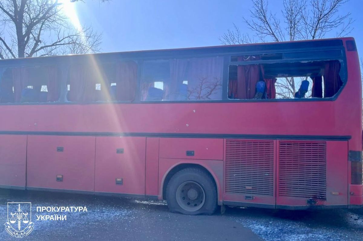Rusové iskanderem zasáhli autobus plný civilistů u Kupjansku