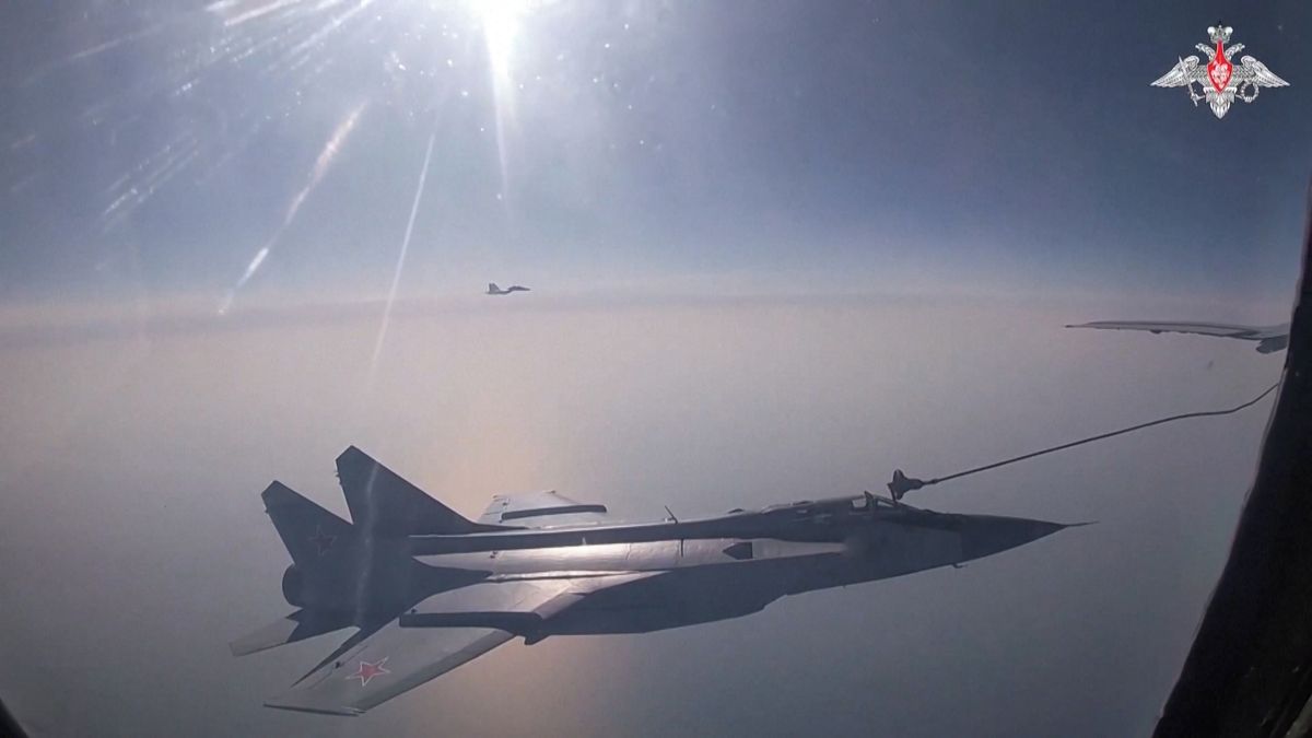 Rusové nad Japonským mořem větrali migy vyzbrojené hypersonickými raketami