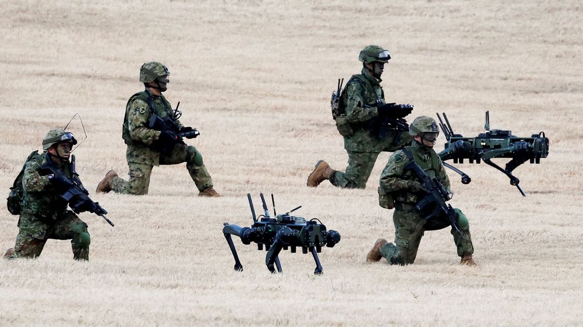 FOTO: Co všechno už umí roboti. Humanoid v Bílém domě zastínil Trumpovou